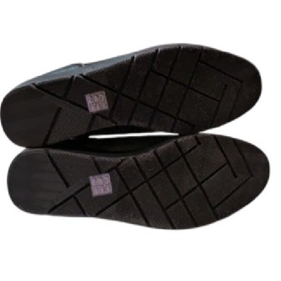 Taryn Rose Womens Saygee Black Wedge Heel Comfort Ankle Bootie Size 10 NWT NWOB - Picture 9 of 11